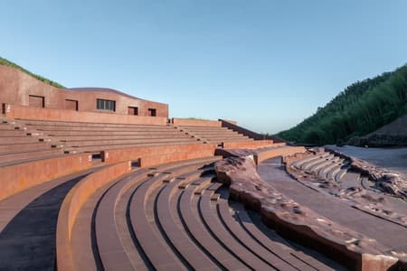 The Earth Valley Theater